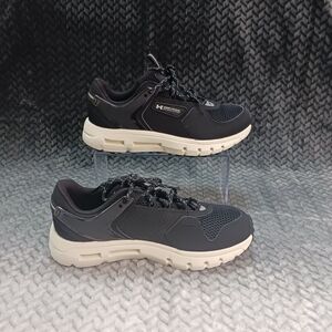 Under Armour Men's Black‎ and Cream Athletic Shoes